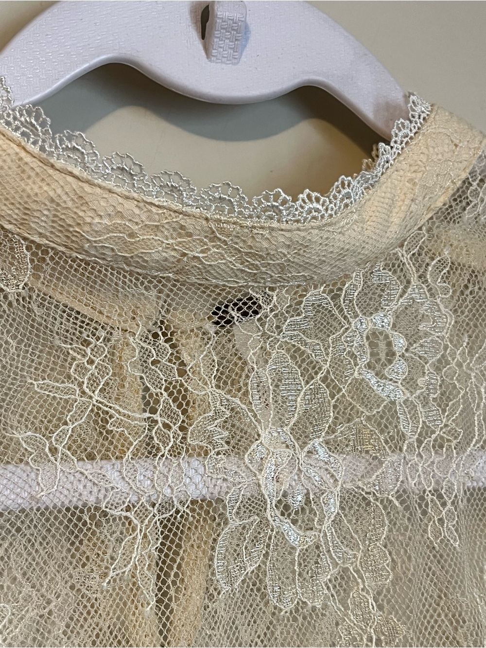 Free People Ivory Lace Blouse Size Medium - Picture 5 of 9